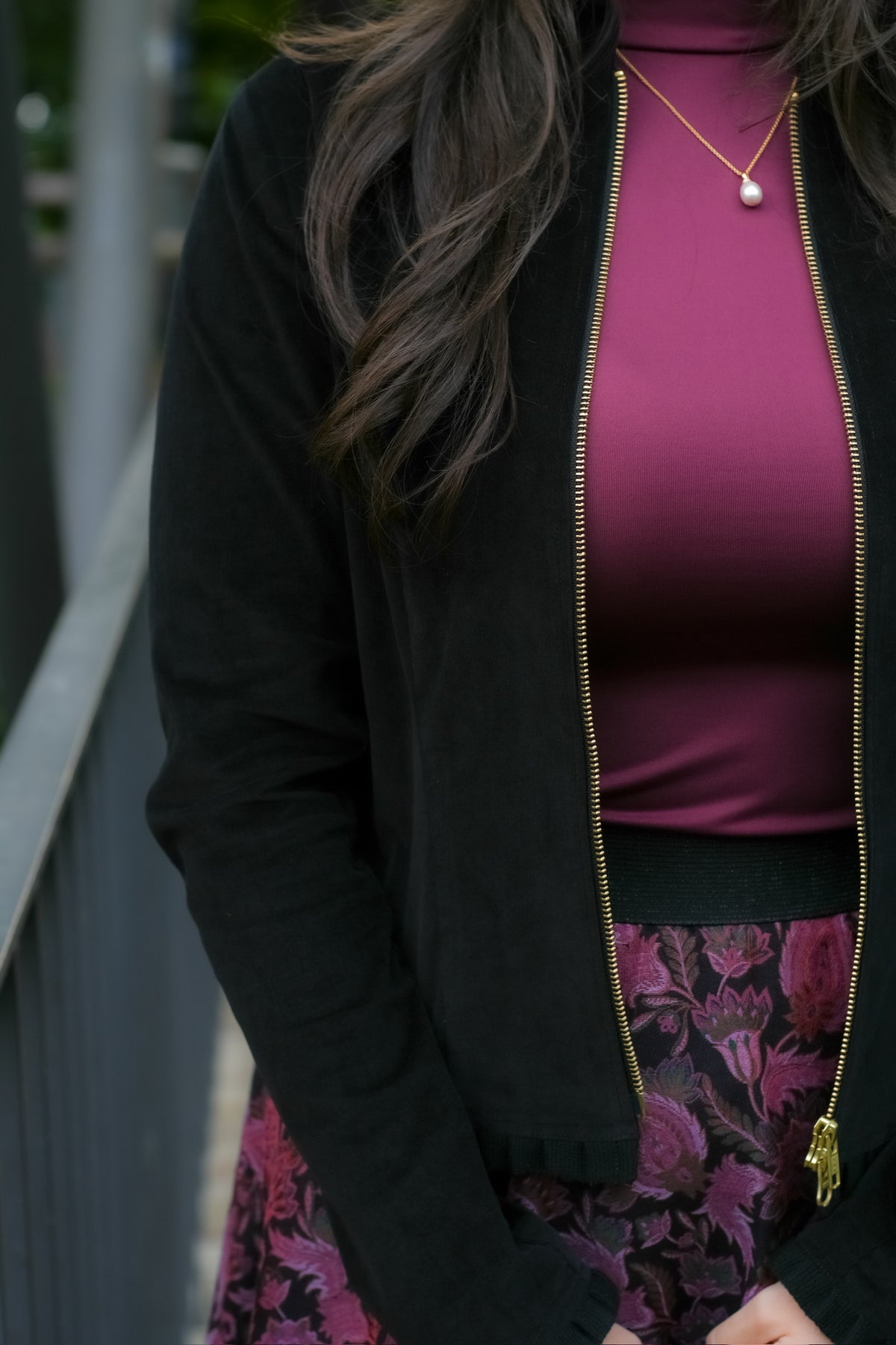 BellaSusi Jacke Lena in schwarz mit Rüschen