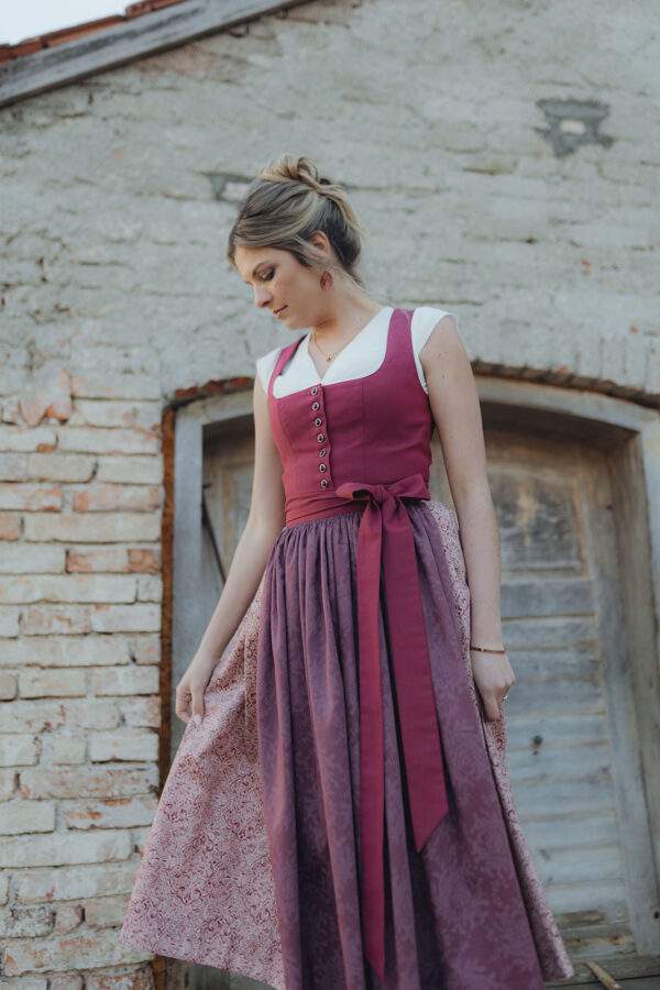 Leni Lex Dirndl Finni cherry