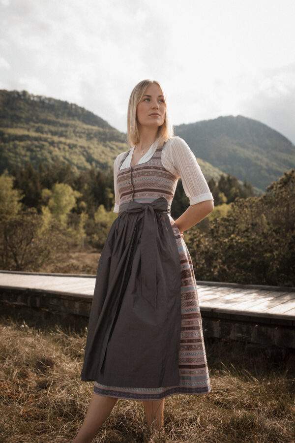 Leni Lex Dirndl Quirina altrosa