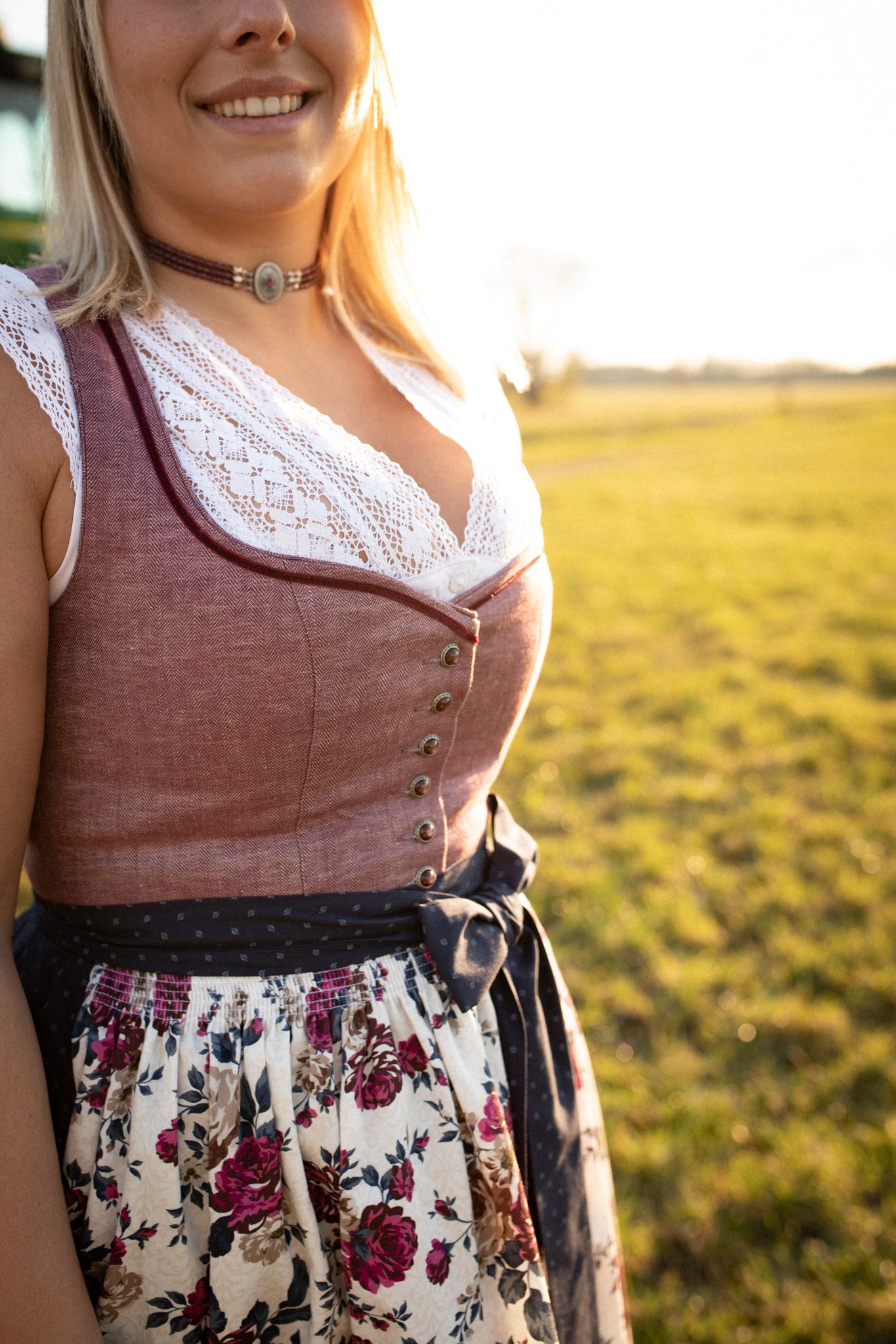 Leni Lex Dirndl Alina beere