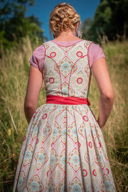 BellaSusi Dirndl Amalia rot