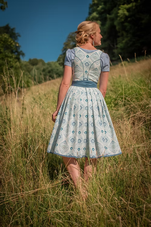 BellaSusi Dirndl Amalia blau